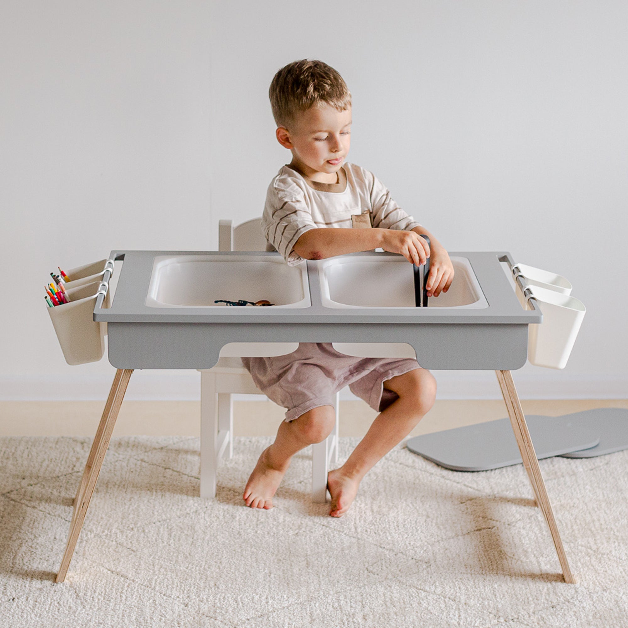 Faltbarer sensorischer Aktivitätstisch für Kinder