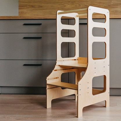 Höhenverstellbarer Lernturm