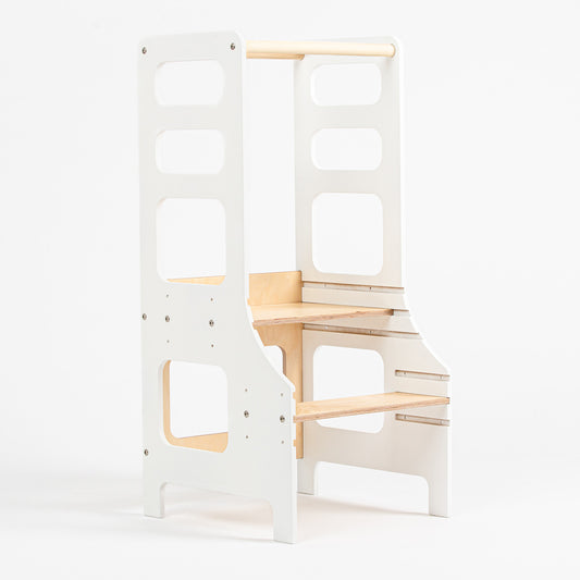 Sperrholz &amp; weiße Farbe