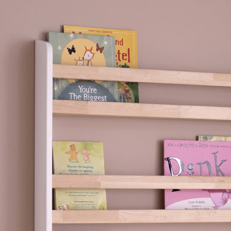 Montessori-Bücherregal zur Wandmontage