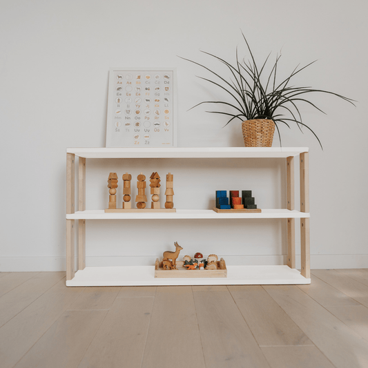 Shelving unit: Three Shelves White -